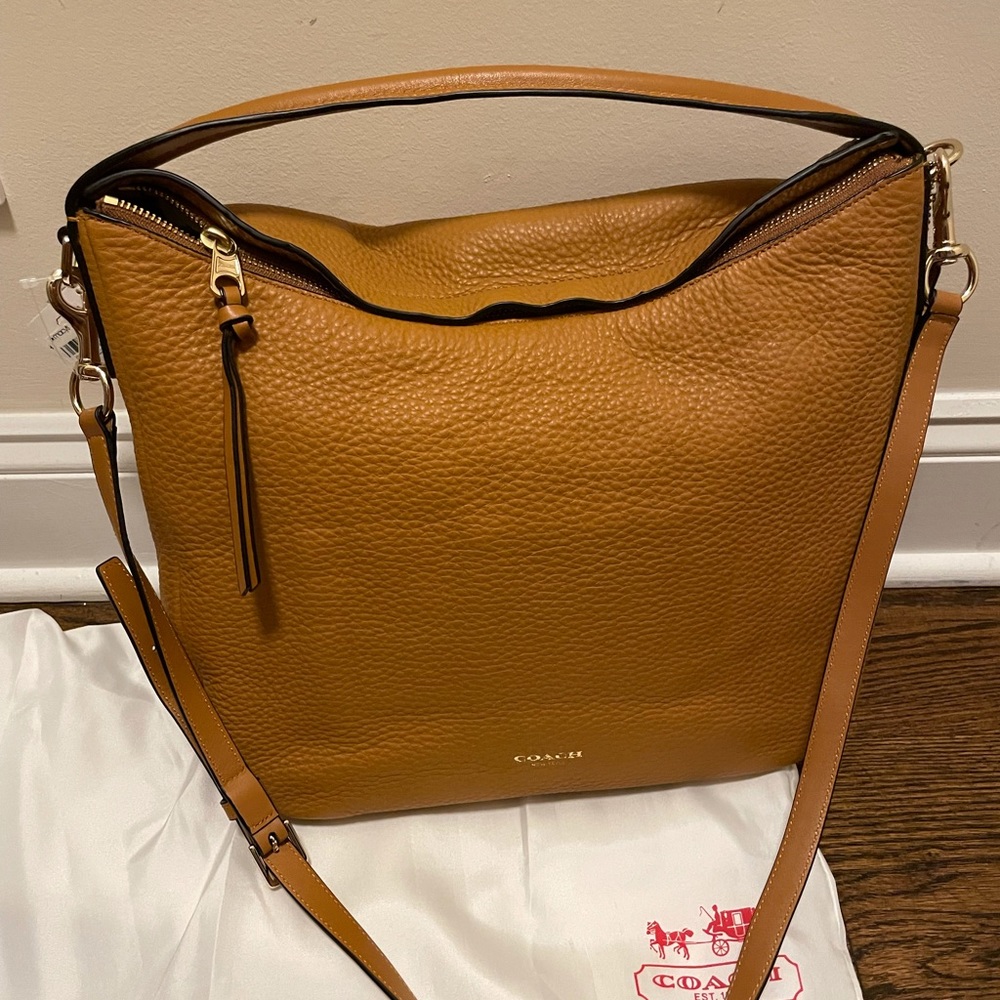 Coach large pebble leather shoulder bag new w tag